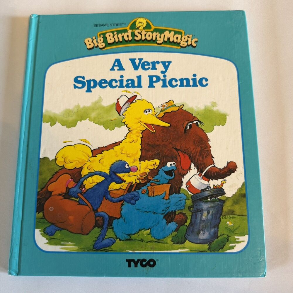 Big Bird Story Magic "A Very Special Picnic" Sesame St Book Only